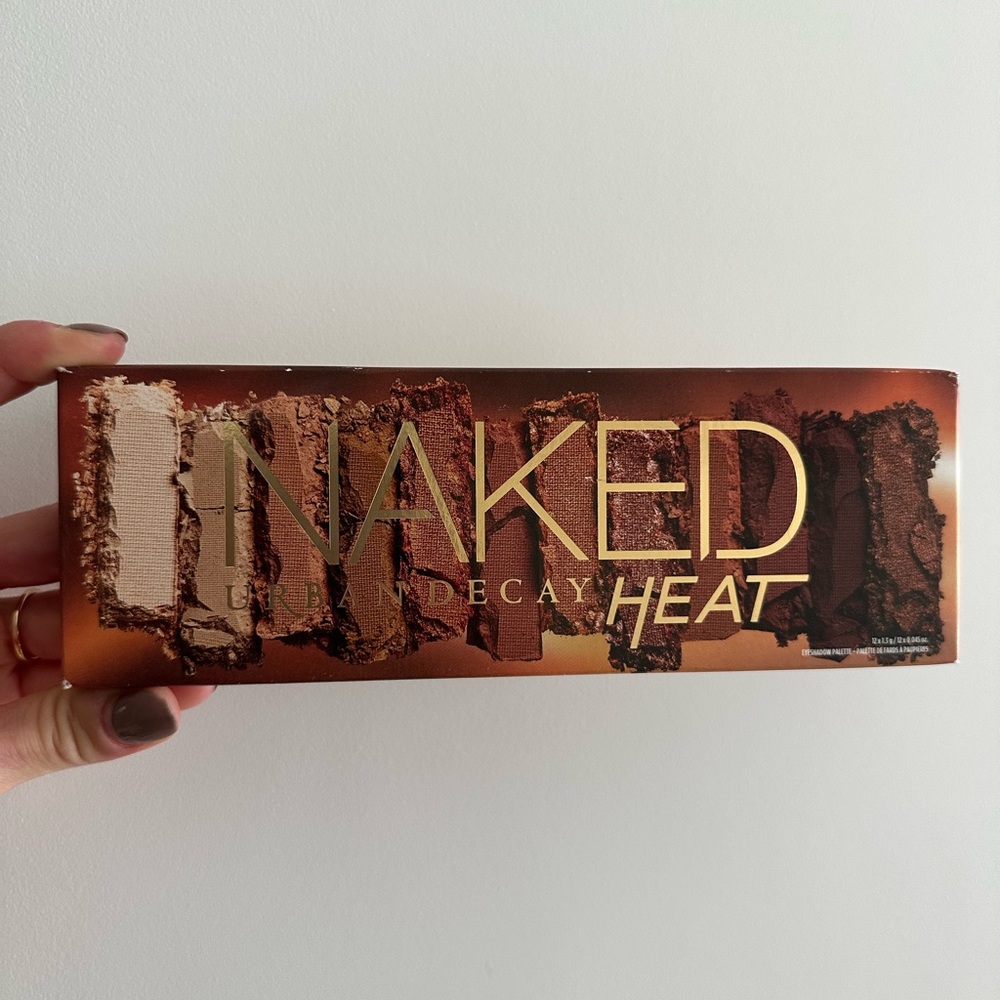 Urban Decay Naked Heat Eyeshadow Palette - Picture 4 of 5